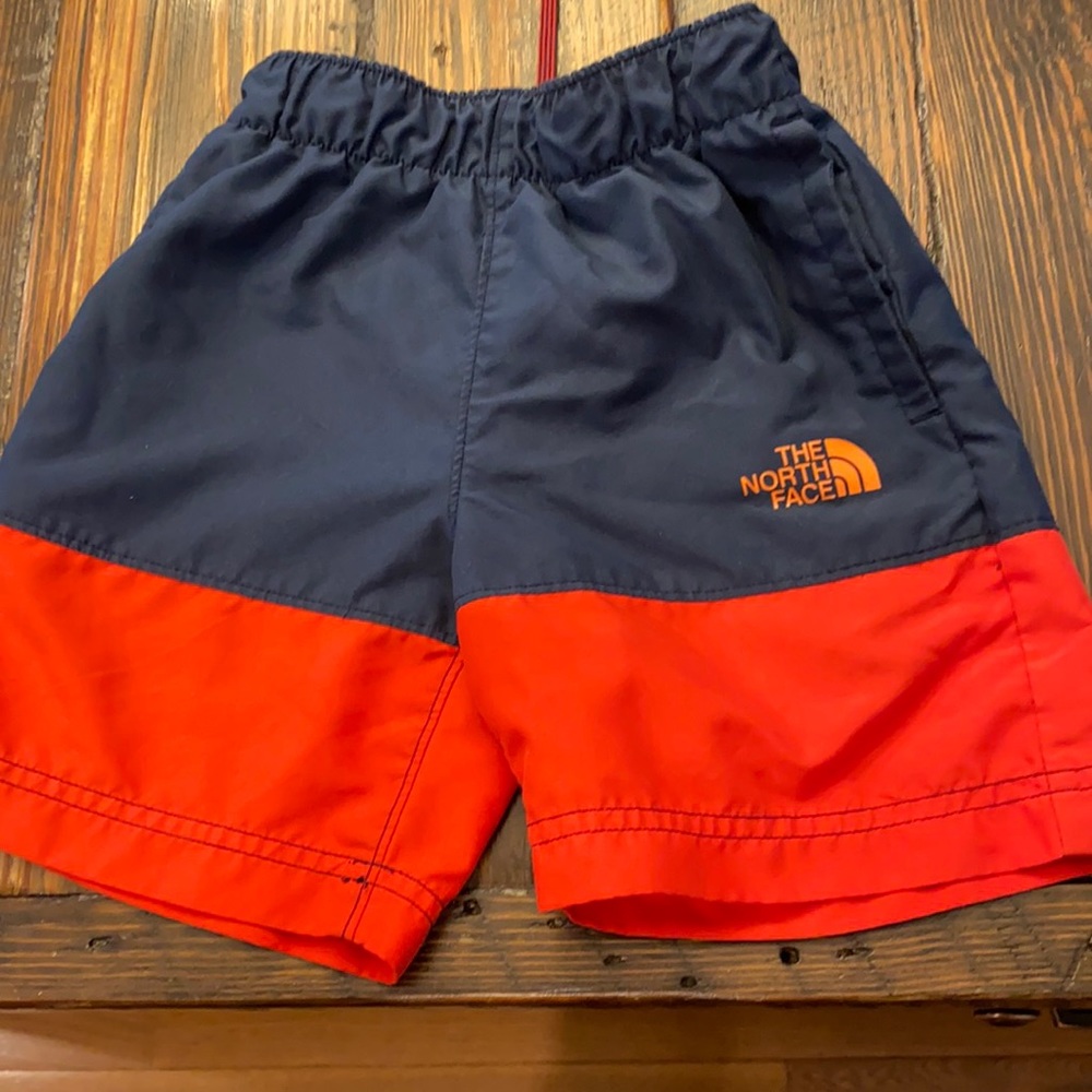 The north face Swim trunks. Euc.